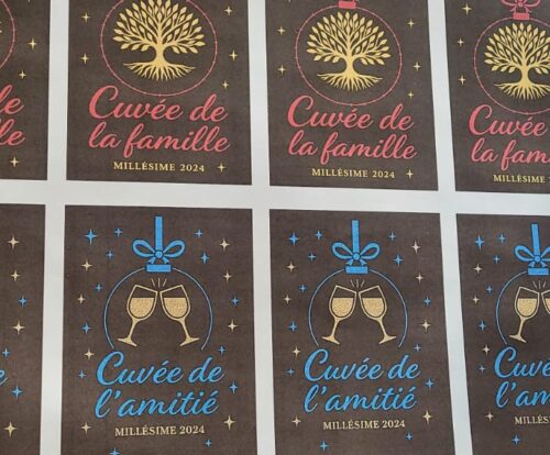 Etiquettes personnalisées : cuvée de la famille et cuvée de l'amitié